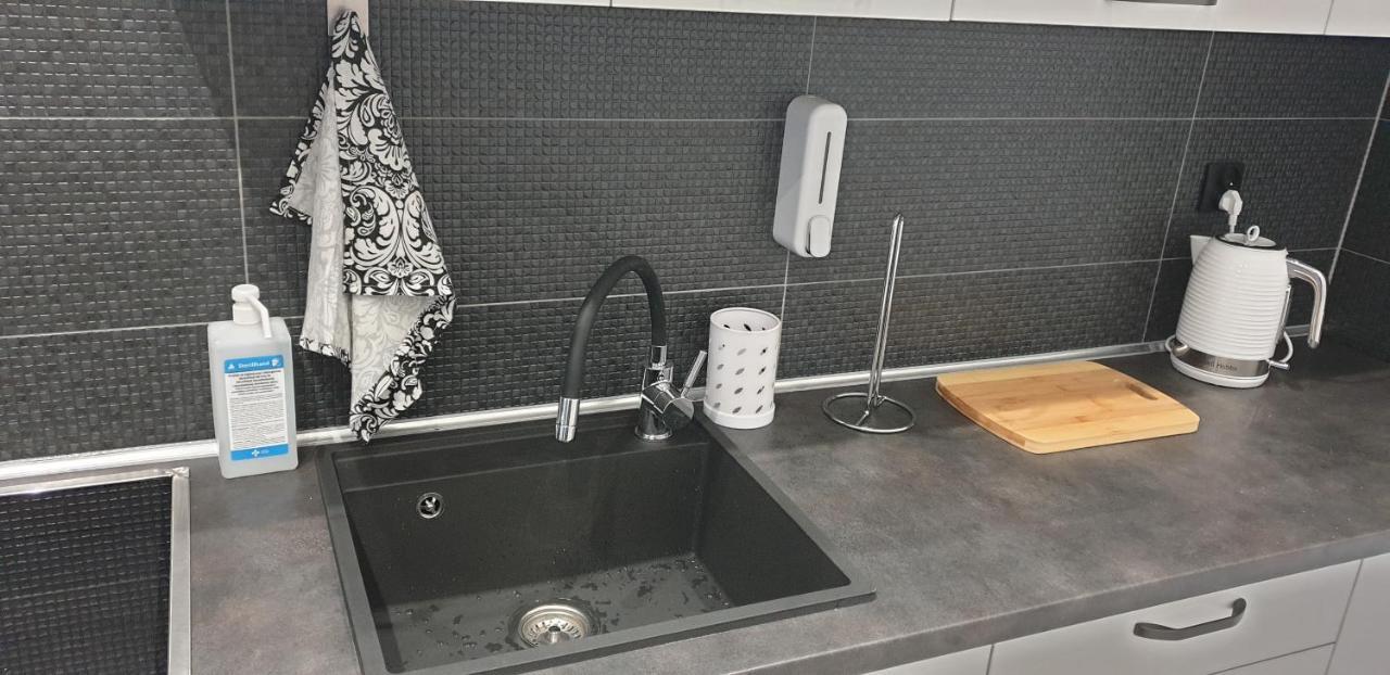 Apartamenty Rynek R Przemysl Ngoại thất bức ảnh