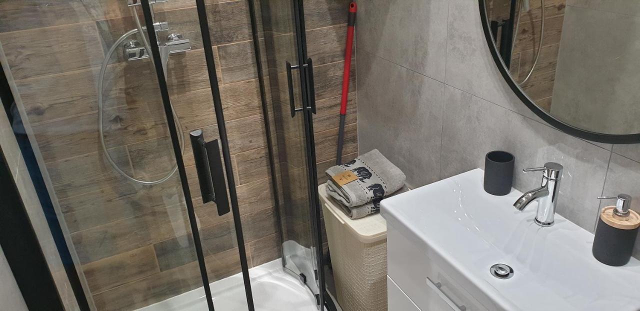 Apartamenty Rynek R Przemysl Ngoại thất bức ảnh
